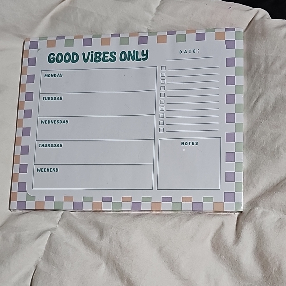Good Vibes Only Weekly Planner